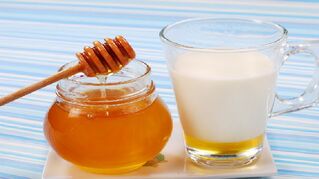 Milch und Honig für medizinische Duschen